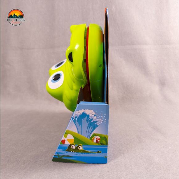 Hasbro Crocodile Dentist Splash Game & Sprinkler Outdoor Water Toy For Kids 4+ - Picture 3 of 5